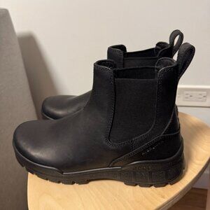 ECCO Track Boot Size EU 39
